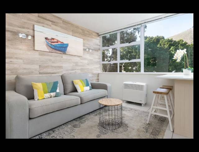 0.5 BEDROOM APARTMENT SOLD IN SEA POINT